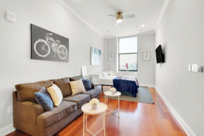 Stylish Studio W Rooftop Pool